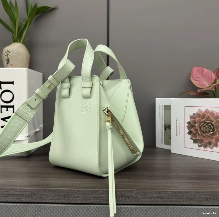 Loewe Reliable Bags 73351 Hammock 0727